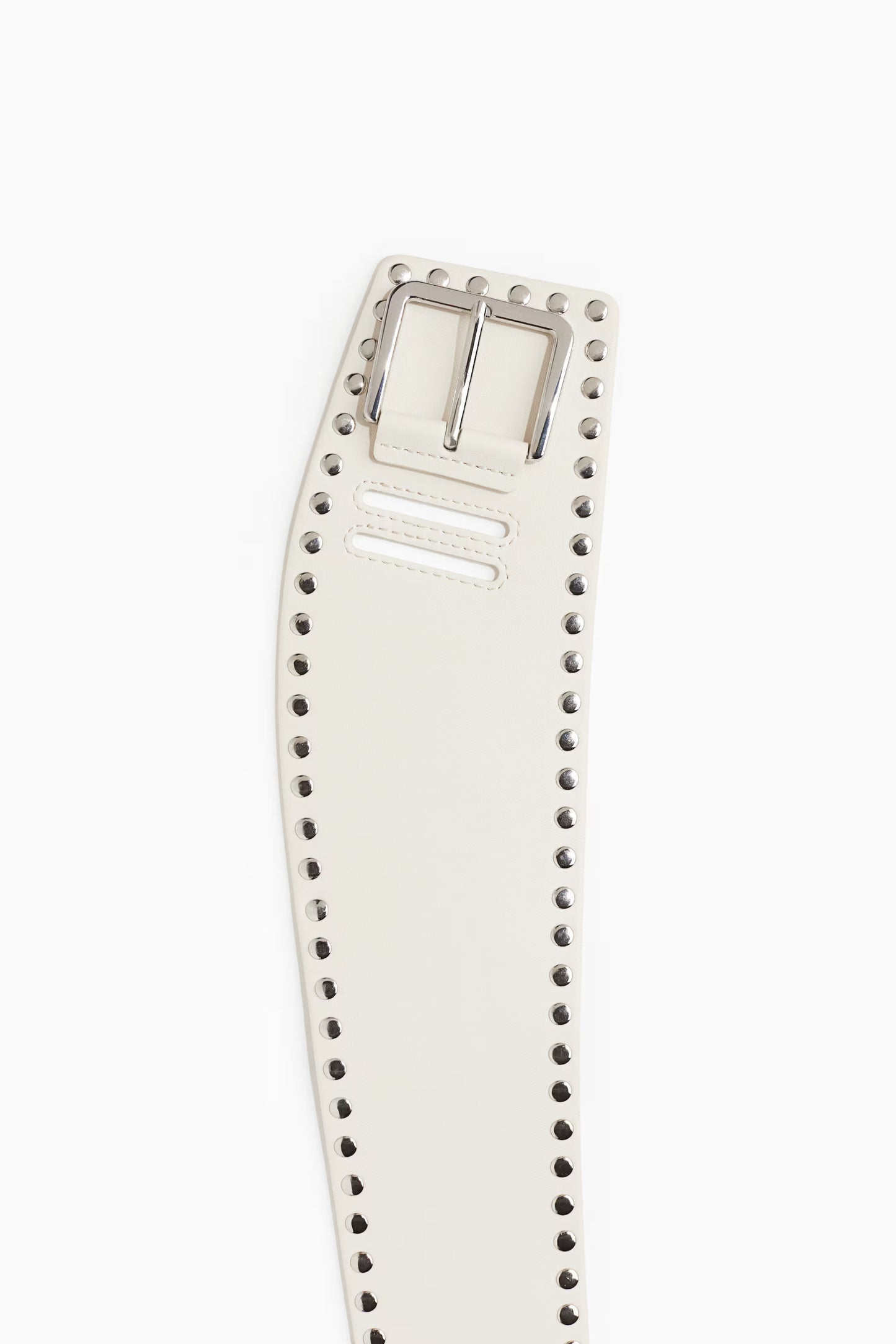 Studded asymmetric belt