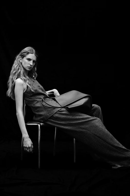 Wide tailored trousers