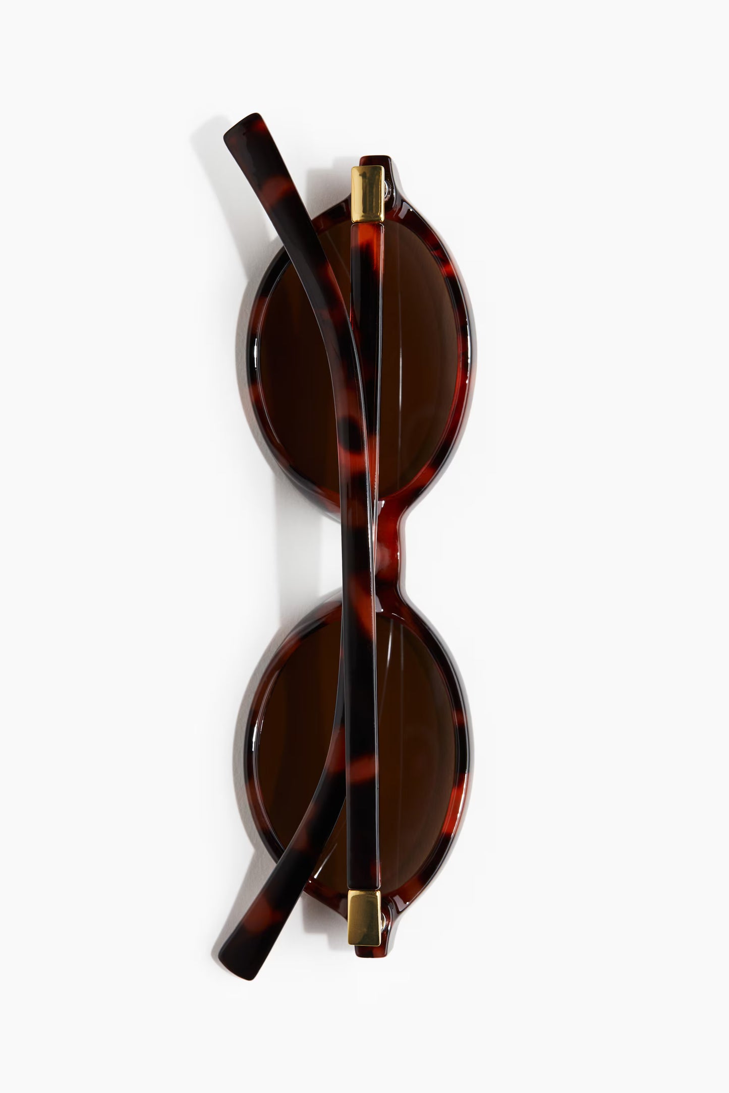 Oval sunglasses